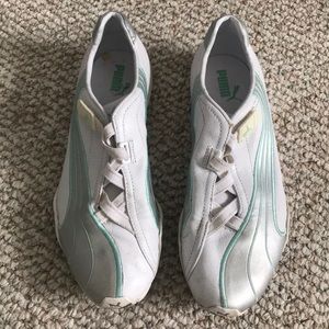 Puma fashion runners. Cool kicks!